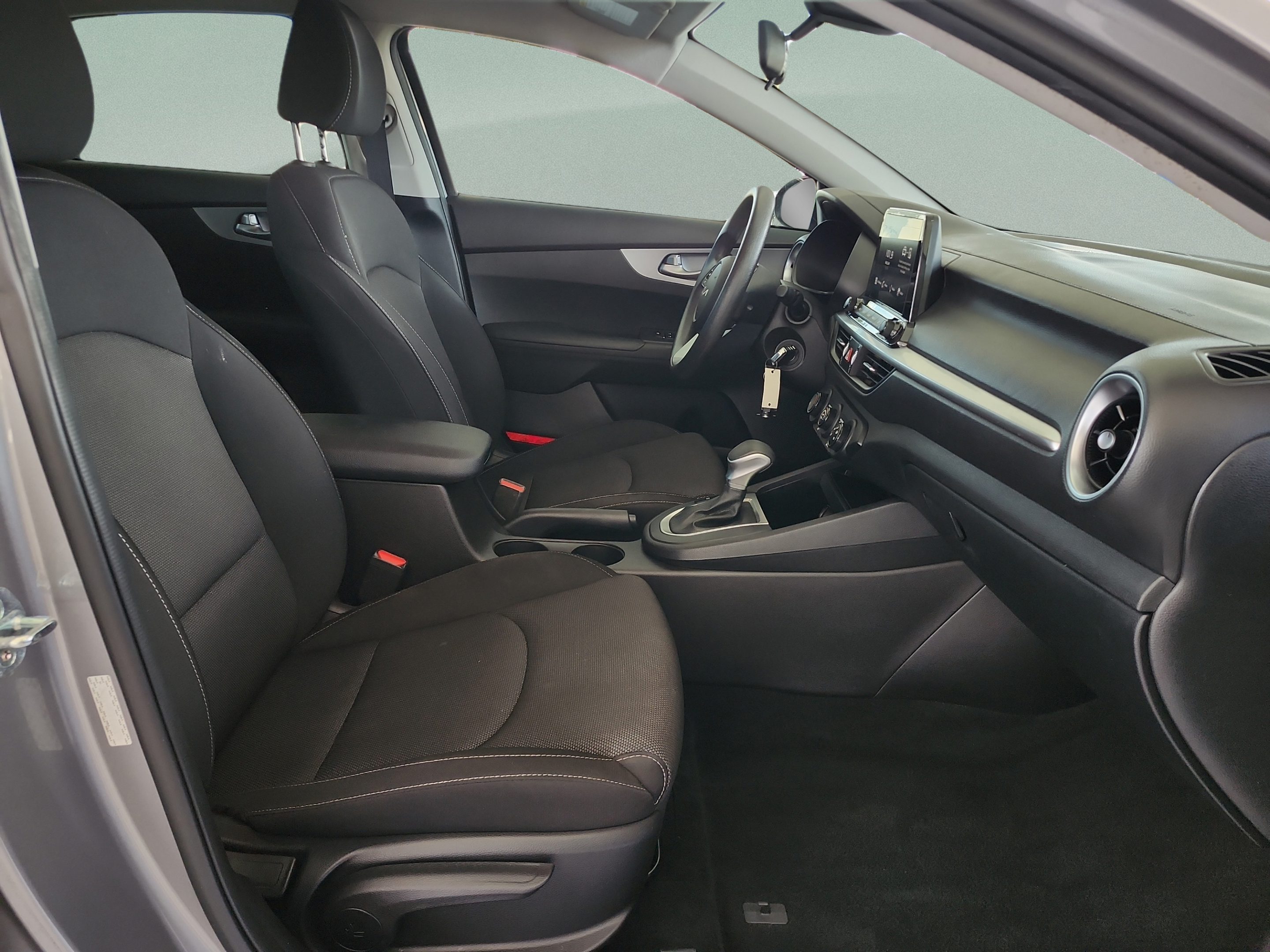 Used 2023 Kia Forte LXS FWD image 17