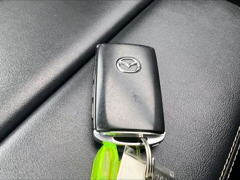 Certified 2024 MAZDA CX-90 Plug-In Hybrid w/ Premium Pkg image 12