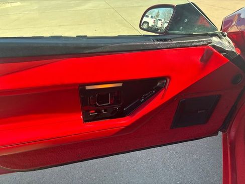Used 1989 Chevrolet Corvette Base image 15