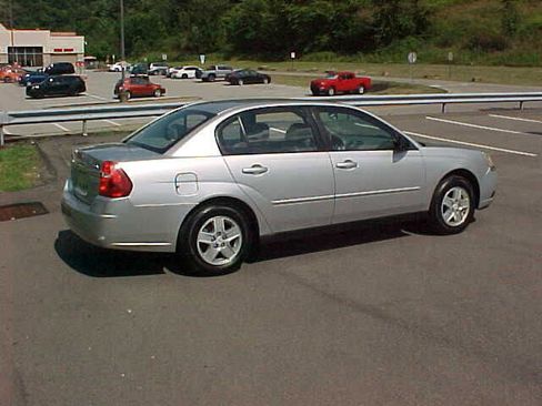 Used 2005 Chevrolet Malibu LS image 6
