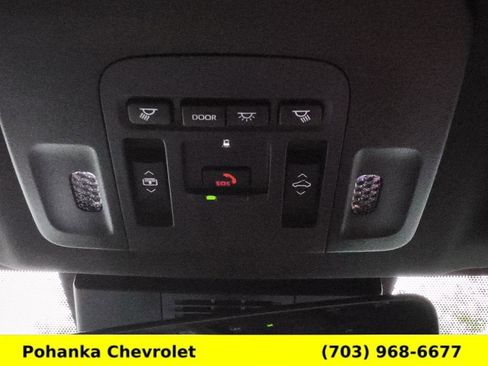 Used 2025 Toyota Camry XSE FWD image 19