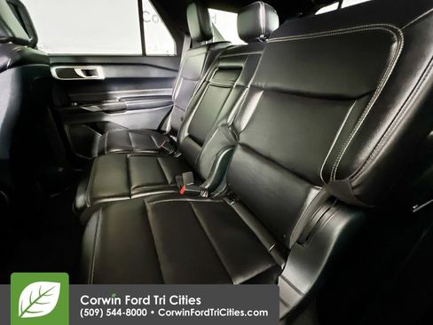 Used 2020 Ford Explorer XLT w/ Equipment Group 202A image 27