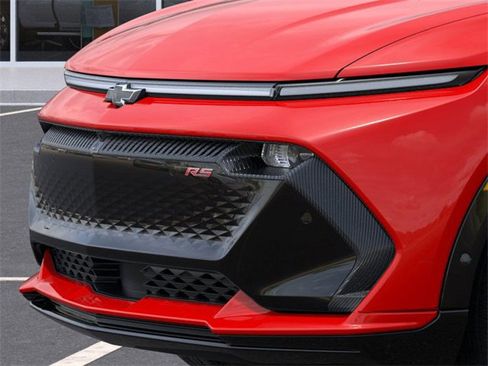 New 2025 Chevrolet Equinox EV RS image 13