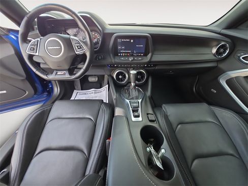 Used 2021 Chevrolet Camaro SS image 10