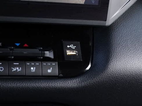 Used 2025 Toyota Sequoia TRD Pro image 32