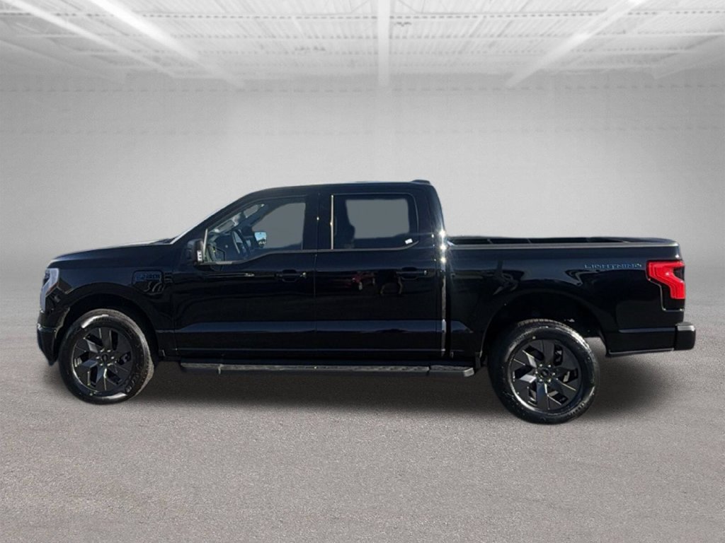 Used 2025 Ford F150 Lightning Flash AWD/4WD image 6