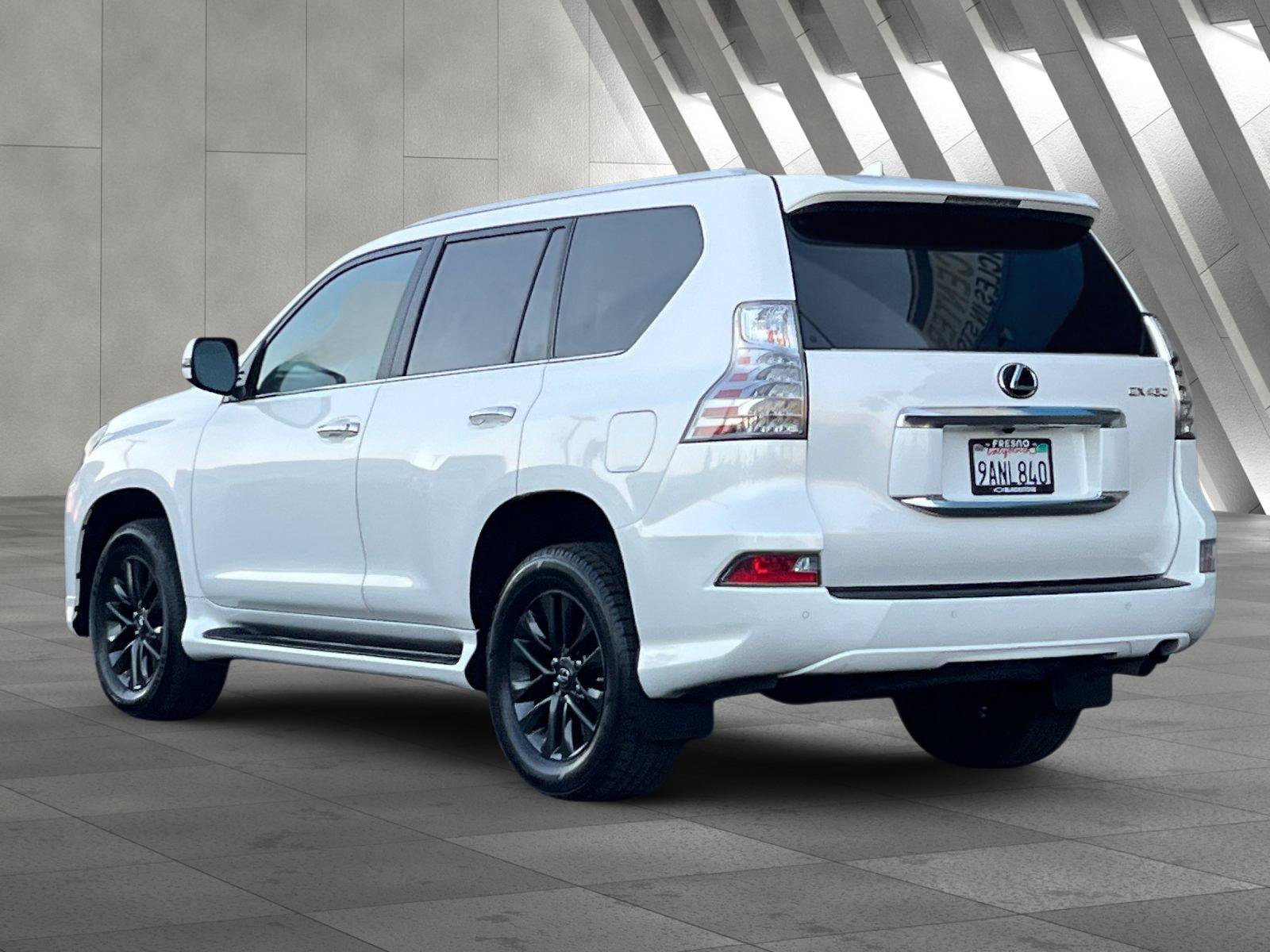 Used 2022 Lexus GX 460 Premium w/ Premium Package AWD/4WD image 6