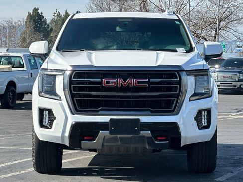 Used 2023 GMC Yukon AT4 image 9