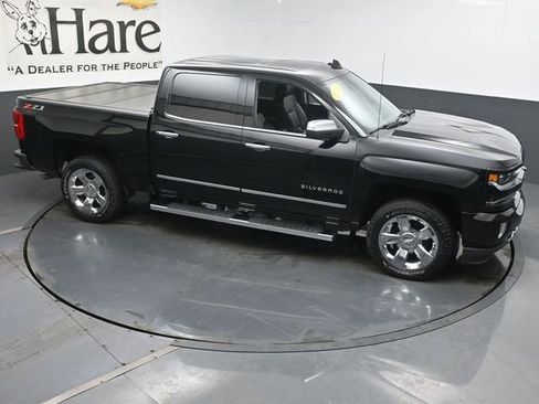 Used 2018 Chevrolet Silverado 1500 LTZ Z71 w/ LTZ Plus Package AWD/4WD image 36