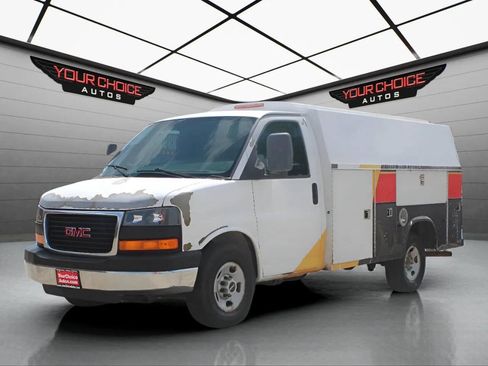 Used 2009 GMC Savana 3500 RWD image 1