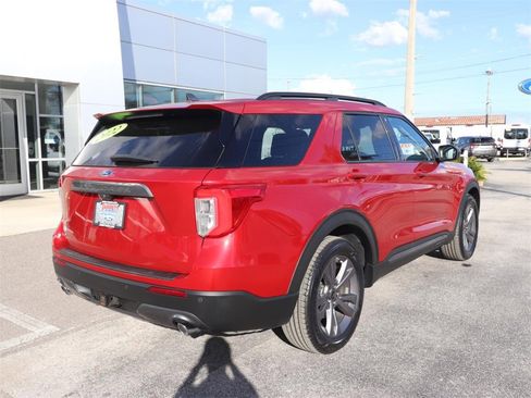 Certified 2022 Ford Explorer XLT w/ Equipment Group 202A image 14