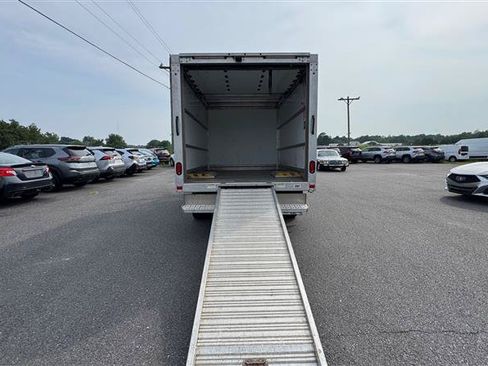 Used 2018 Ford Transit 350 156 DRW RWD image 37