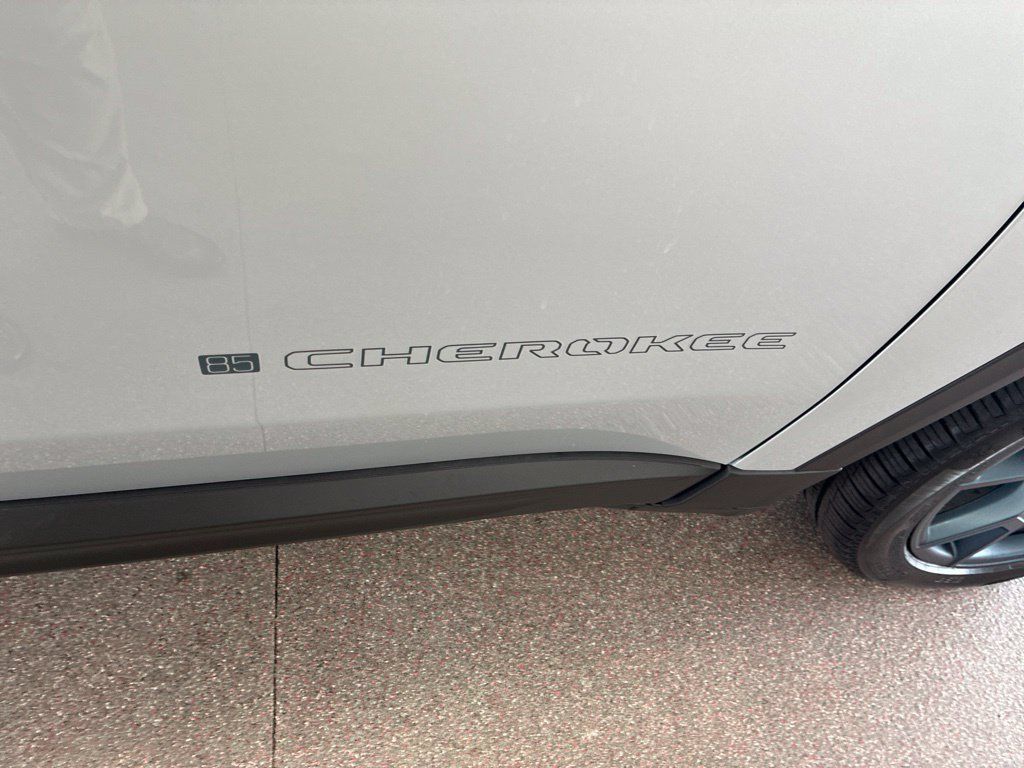 New 2026 Jeep Cherokee Limited AWD/4WD image 24