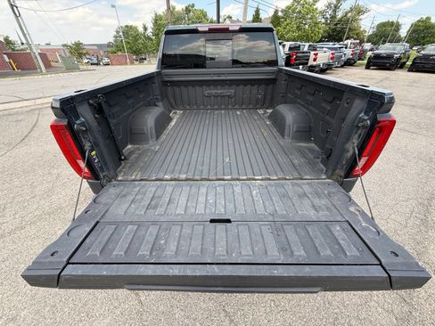 Used 2019 GMC Sierra 1500 AT4 w/ AT4 Premium Package AWD/4WD image 31