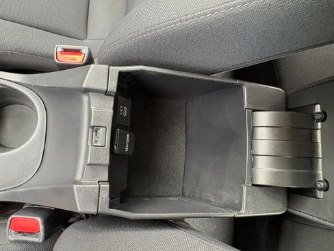 Used 2025 Toyota Corolla LE FWD image 43