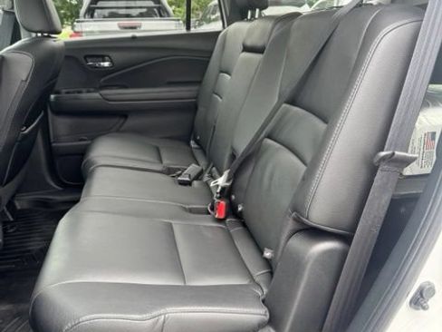 Used 2021 Honda Pilot Special Edition image 13