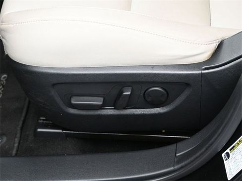 Certified 2023 MAZDA CX-30 AWD 2.5 S w/ Preferred Package image 16