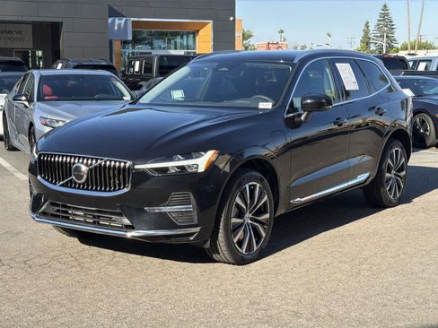 Used 2022 Volvo XC60 T8 Inscription Expression w/ Protection Package Premier image 8