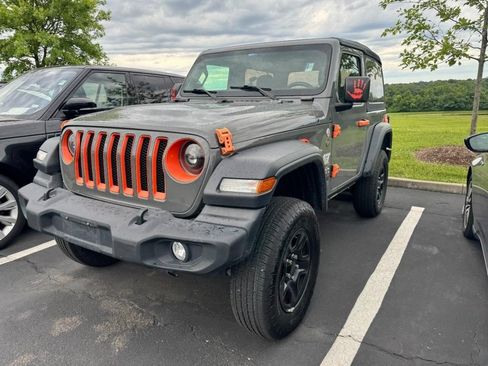 Used 2020 Jeep Wrangler Sport AWD/4WD image 3