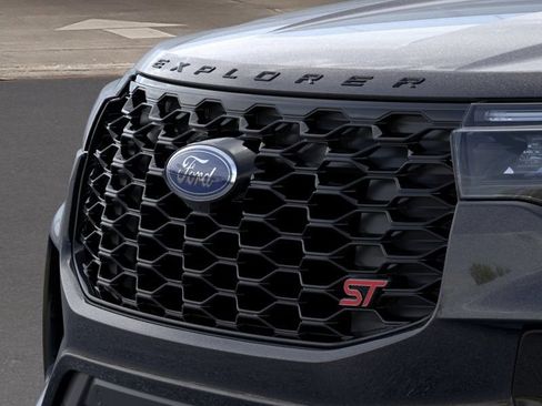 New 2026 Ford Explorer ST AWD/4WD image 40