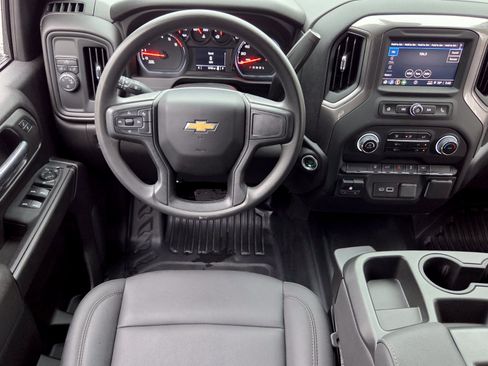 Used 2025 Chevrolet Silverado 2500 W/T w/ WT Convenience Package RWD image 16