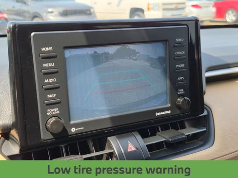 Used 2021 Toyota RAV4 LE FWD image 26
