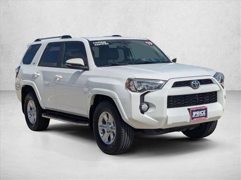 Used 2019 Toyota 4Runner SR5 Premium RWD image 3