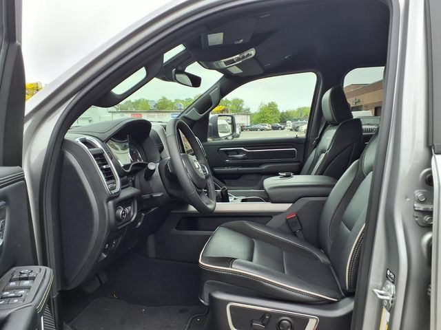 Used 2026 RAM 1500 Laramie AWD/4WD image 17