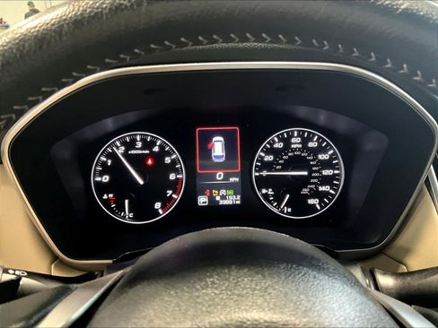 Used 2023 Subaru Outback Limited image 25