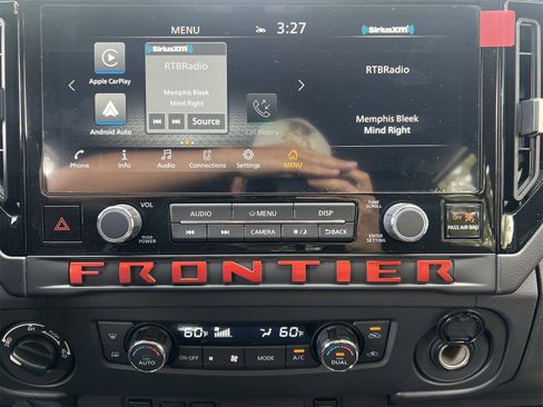 New 2025 Nissan Frontier PRO-4X w/ Pro Convenience Package image 4