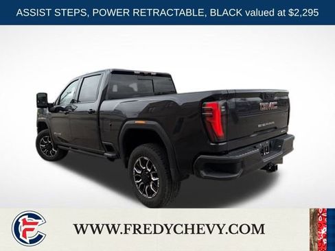 Used 2024 GMC Sierra 2500 AT4 w/ Technology Package image 6