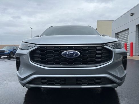 Used 2023 Ford Escape ST-Line w/ Tech Pack #1 image 2