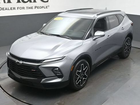 Used 2024 Chevrolet Blazer RS w/ Driver Confidence II Package AWD/4WD image 44
