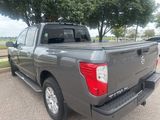 Used 2017 Nissan Titan SV image 3