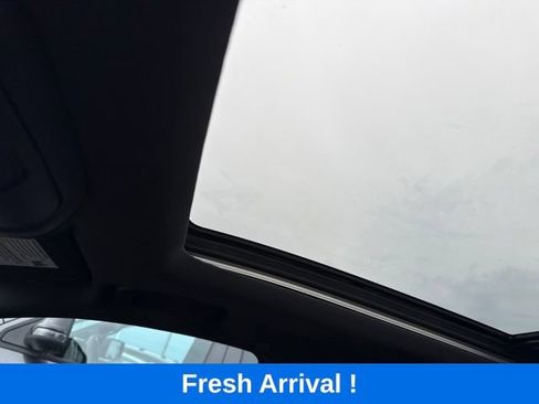 Used 2023 Chevrolet Equinox RS w/ RS Leather Package FWD image 6
