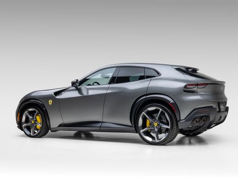 Certified 2023 Ferrari Purosangue image 9