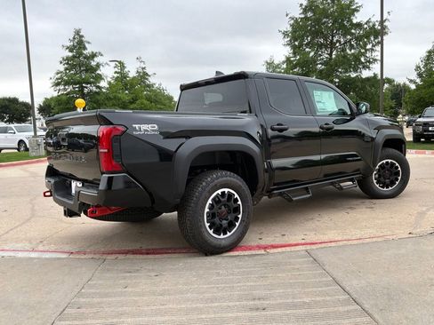 New 2026 Toyota Tacoma TRD Off-Road AWD/4WD image 5