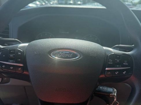 Used 2022 Ford Transit 250 Medium Roof RWD image 6