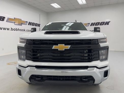 New 2026 Chevrolet Silverado 2500 W/T w/ WT Convenience Package image 2