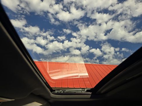 Used 2012 Ford F150 Platinum w/ Max Trailer Tow Pkg image 21