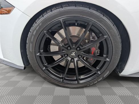 Used 2020 Ford Mustang GT Premium w/ GT Performance Package RWD image 9