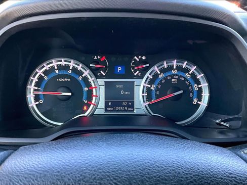 Used 2016 Toyota 4Runner SR5 Premium AWD/4WD image 25
