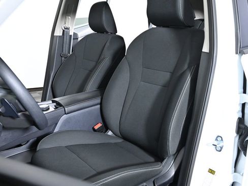 Certified 2025 Nissan Rogue S image 21