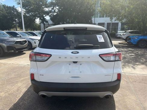 Used 2022 Ford Escape SE w/ Convenience Package AWD/4WD image 6