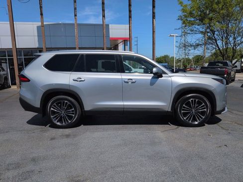 Certified 2024 Toyota Grand Highlander AWD Hybrid image 6