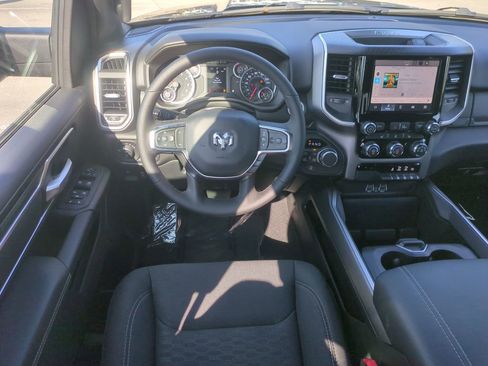 New 2026 RAM 1500 4x4 Crew Cab image 16