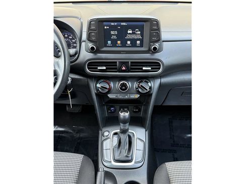 Used 2020 Hyundai Kona SE image 11