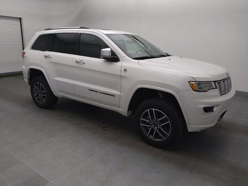Used 2019 Jeep Grand Cherokee Overland image 11