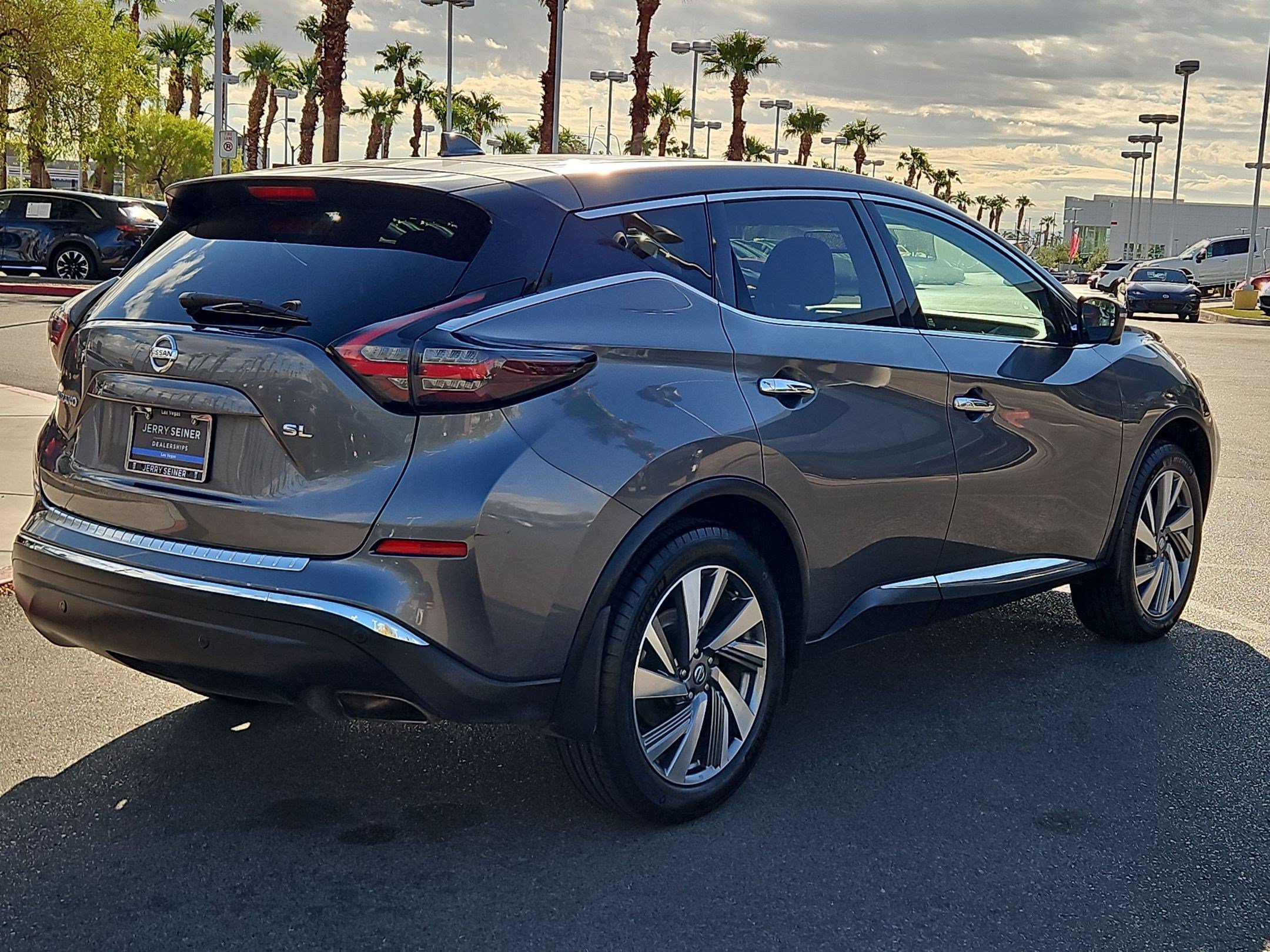 Used 2021 Nissan Murano SL w/ SL Moonroof Package FWD image 5
