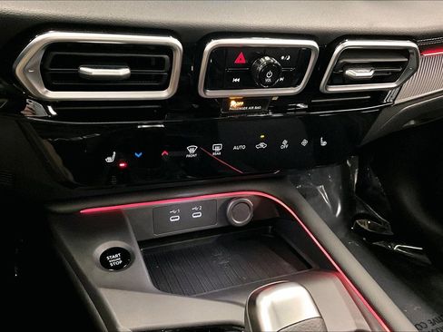 New 2026 Nissan Sentra SV w/ SV Convenience Package FWD image 51